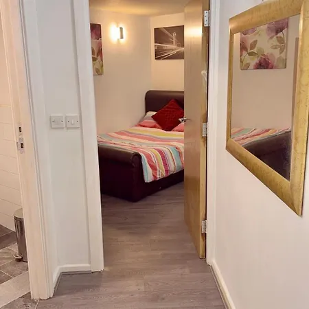 Δωμάτια σε οικογενειακή κατοικία Park View Center *
