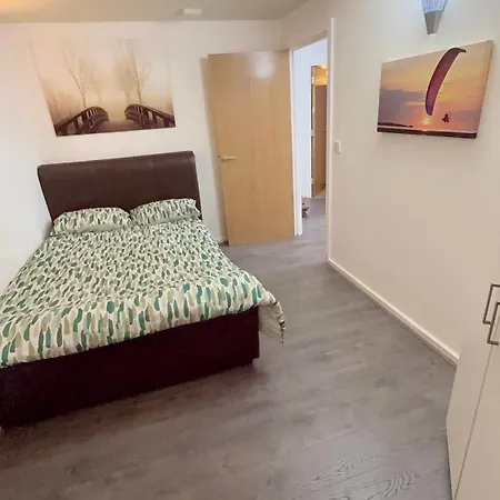 Park View Center * Bradford (West Yorkshire)