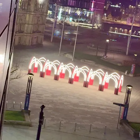 Park View Center * Bradford (West Yorkshire)