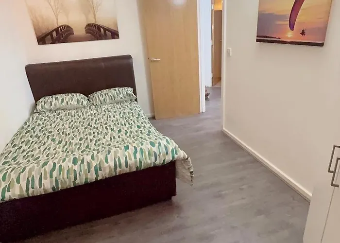 Park View Center * Bradford